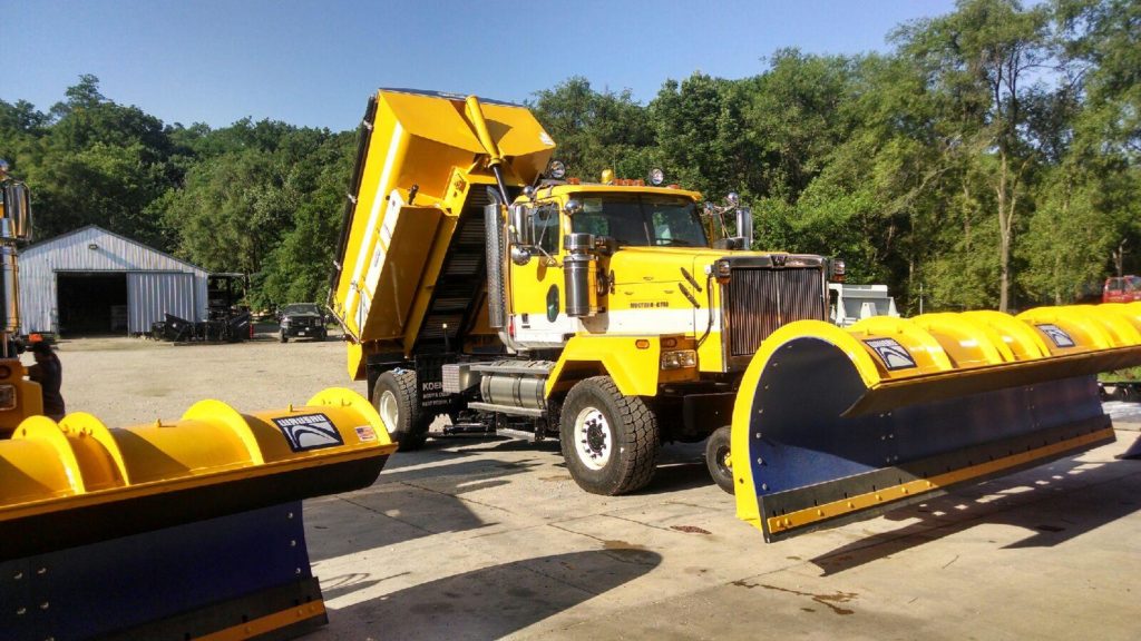 service bodies Springfield, IL / snow plows Springfield, IL / service bodies Champaign, IL / Champaign, IL, service bodies